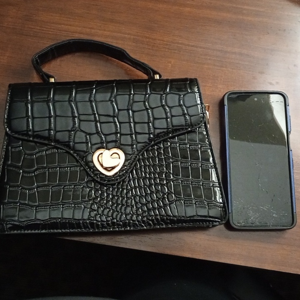 Black alligator printed clutch purse with heart latch lock